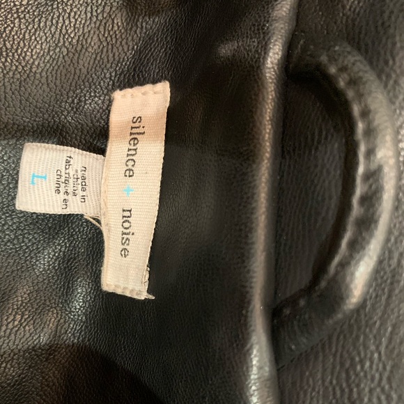 Leather jacket - Picture 7 of 10